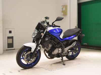 Suzuki Gladius SFV400 2014