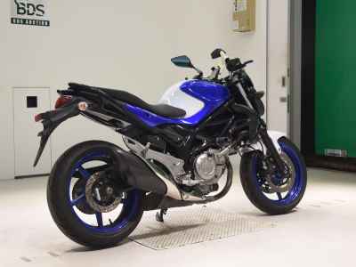 Suzuki Gladius SFV400 2014