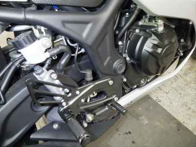Yamaha YZF-R25 2017