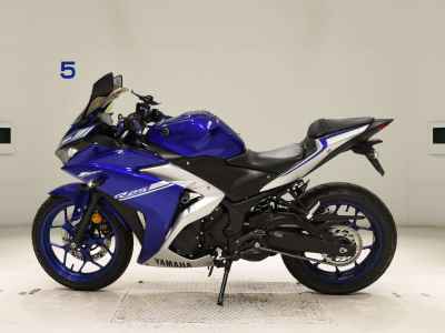 Yamaha YZF-R25 2017