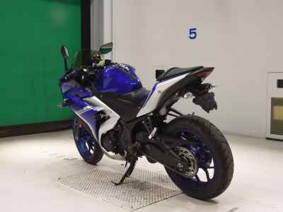 Yamaha YZF-R25 2017