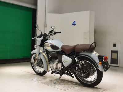 Royal Enfield Classic 350 2024