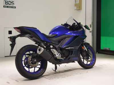 Yamaha YZF-R25 2022