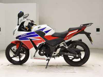 Honda CBR250R 2015