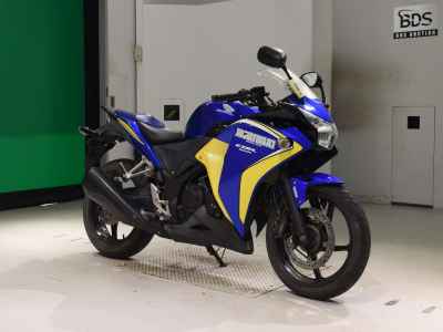 Honda CBR250R 2013
