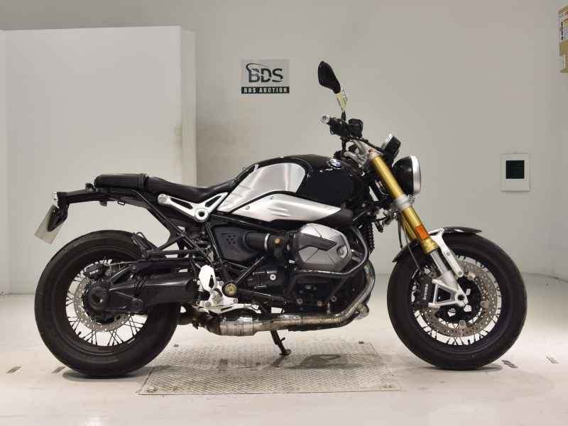 BMW R nineT 2021