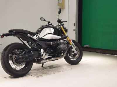 BMW R nineT 2021