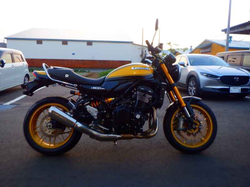 Kawasaki Z900RS SE 2023