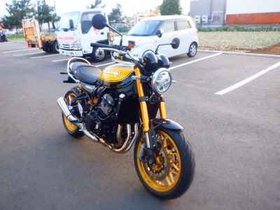 Kawasaki Z900RS SE 2023