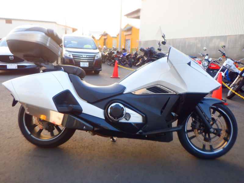 Honda NM4 Vultus 2015