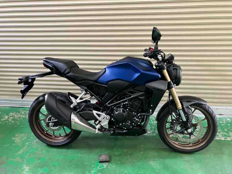 Honda CB250R 2019