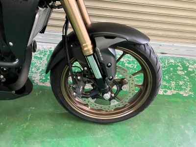 Honda CB250R 2019