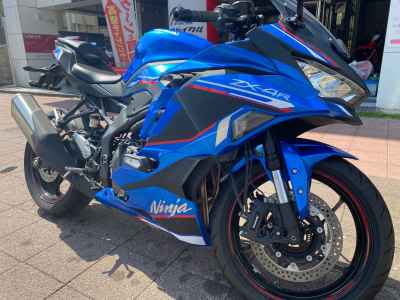 Kawasaki Ninja ZX-4R SE 2023