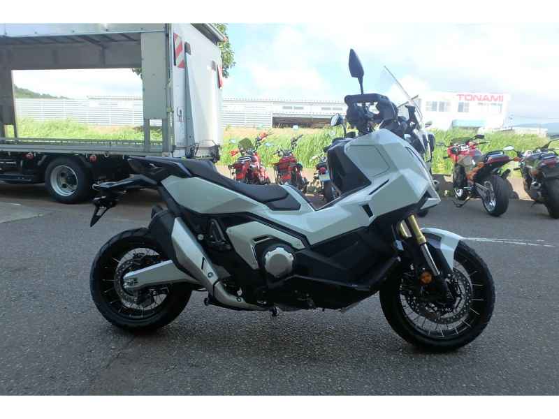 Honda X-Adv 750 2025