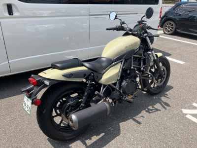 Kawasaki W400 2024