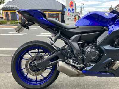 Yamaha YZF-R7 2022