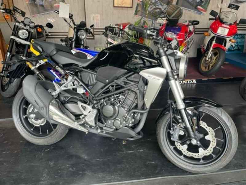 Honda CB250R 2018