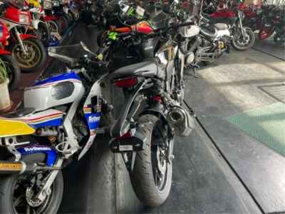 Honda CB250R 2018