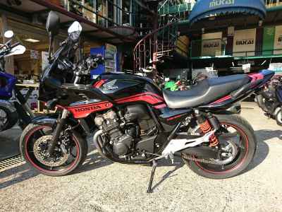 Honda CB400SFV 2016