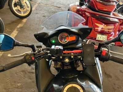 Suzuki GSR250S