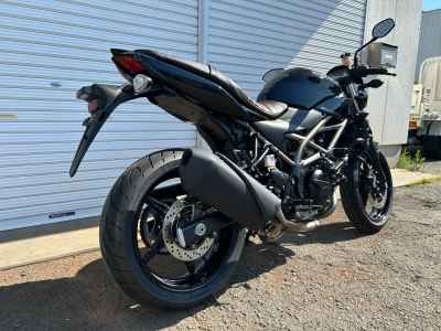 Suzuki SV650X 2023