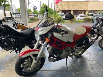 Ducati Monster 400S 2006