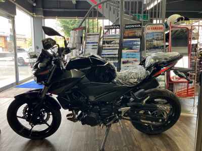 Kawasaki Z400