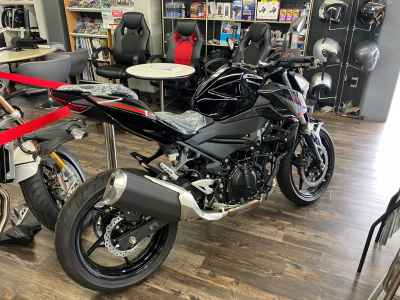 Kawasaki Z400