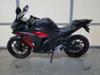 Yamaha YZF-R25 2018