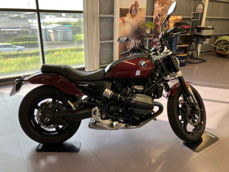 BMW R12 2025