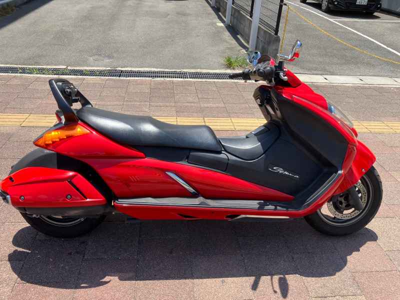 Suzuki Gemma 250