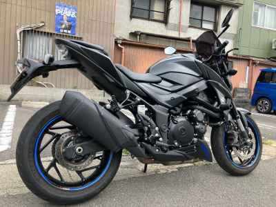 Suzuki GSX-S750 2019