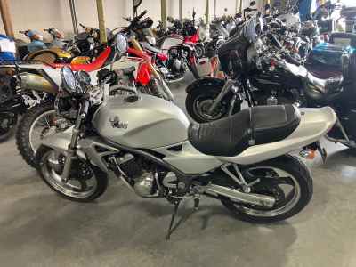 Kawasaki Balius ZR250