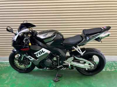 Honda CBR1000RR 2006