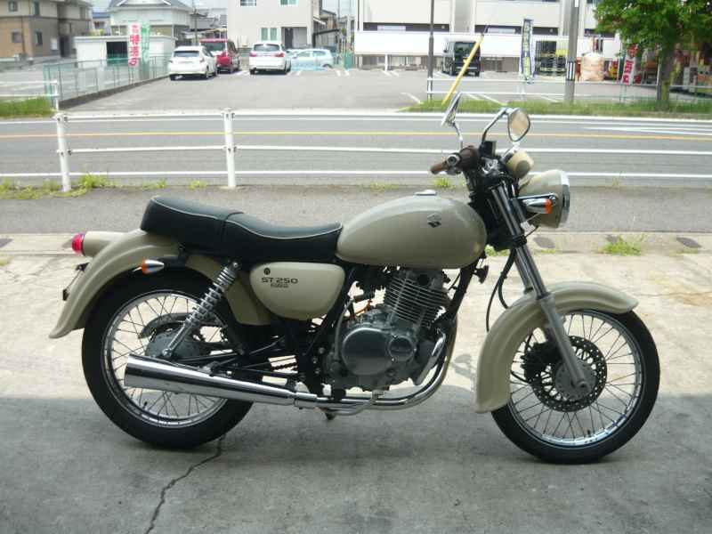 Suzuki ST250E