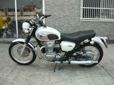 Kawasaki W800 2016