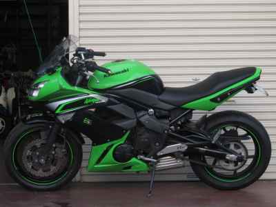 Kawasaki Ninja 400R 2012