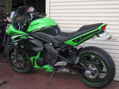 Kawasaki Ninja 400R 2012