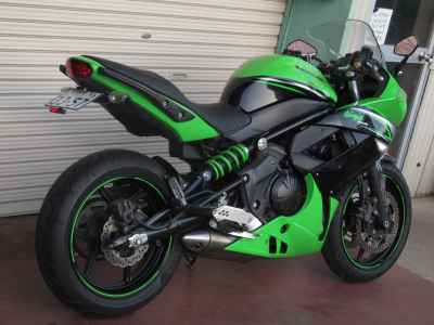 Kawasaki Ninja 400R 2012