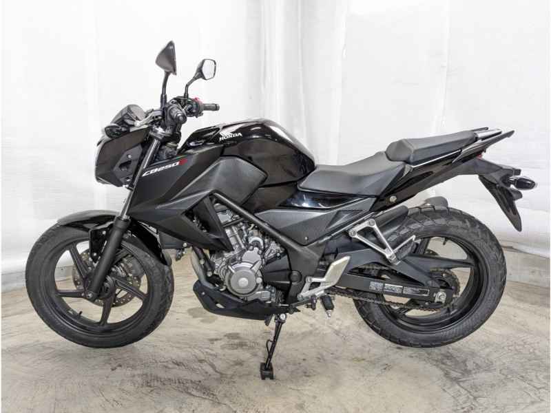 Honda CB250F 2015