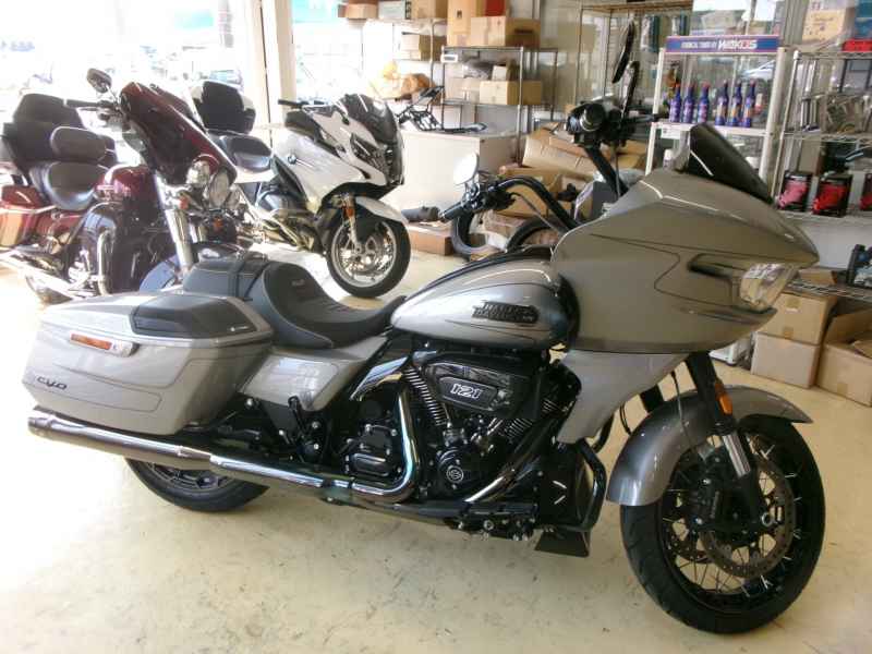 Harley-Davidson Road Glide FLTRXSE1923 CVO 2024