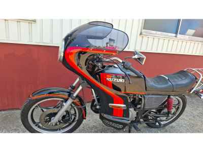 Suzuki GSX250E