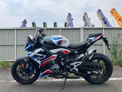 BMW M1000R 2024