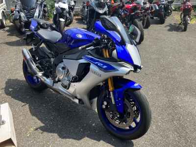 Yamaha YZF-R1 2015
