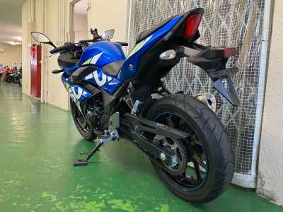Suzuki GSX250R
