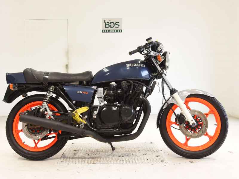 Suzuki GS750