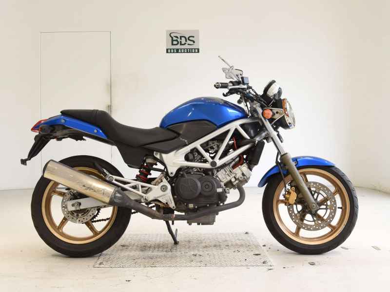Honda VTR250 2011