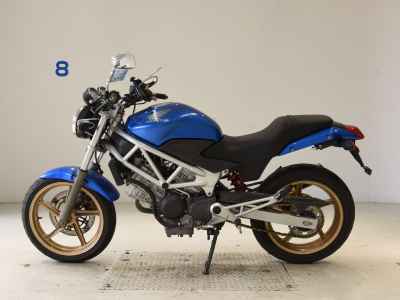 Honda VTR250 2011