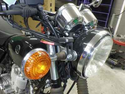 Yamaha SR400 2019