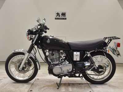 Yamaha SR400 2019